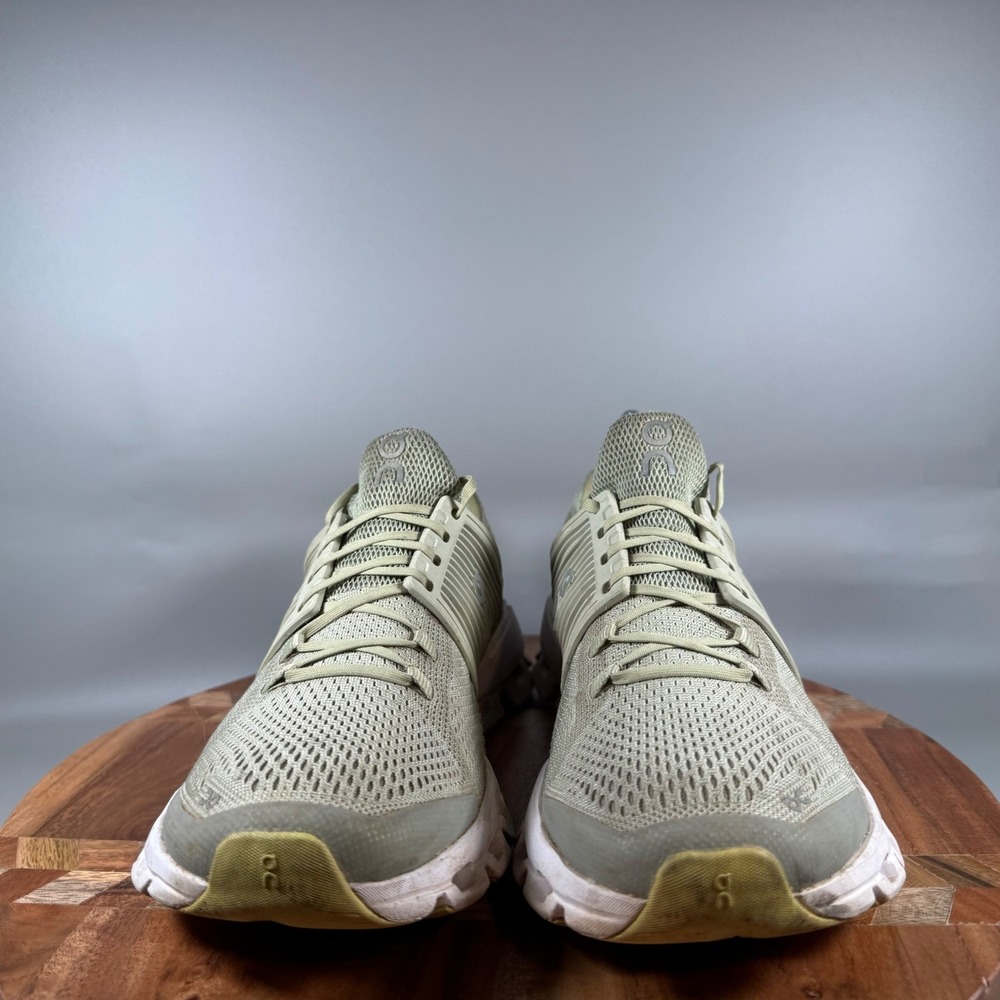 On Running Cloudswift Womens 9.5 Hay Leaf Green Road Running Shoes Helion - Picture 2 of 8
